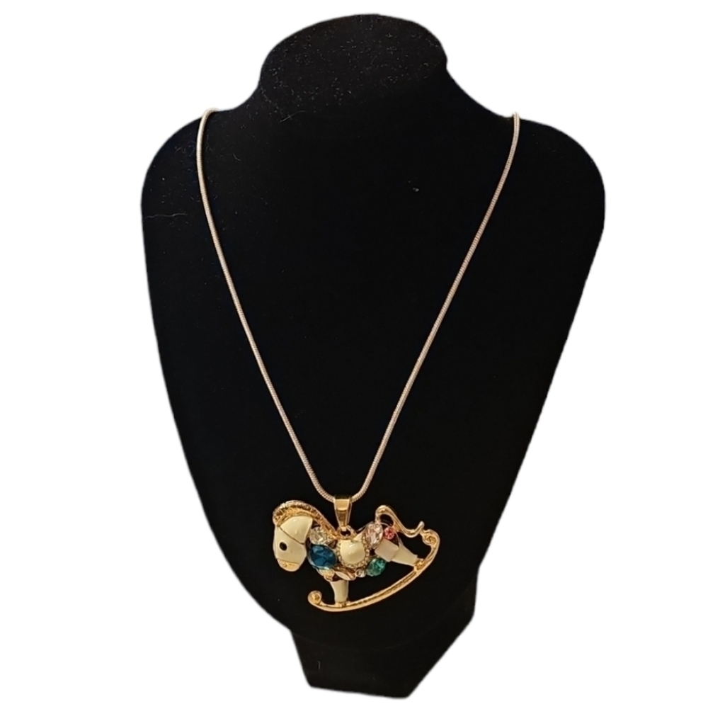 BETSEY JOHNSON COLOR CRYSTAL ENAMEL RHINESTONE ROCKING HORSE PENDANT NECKLACE